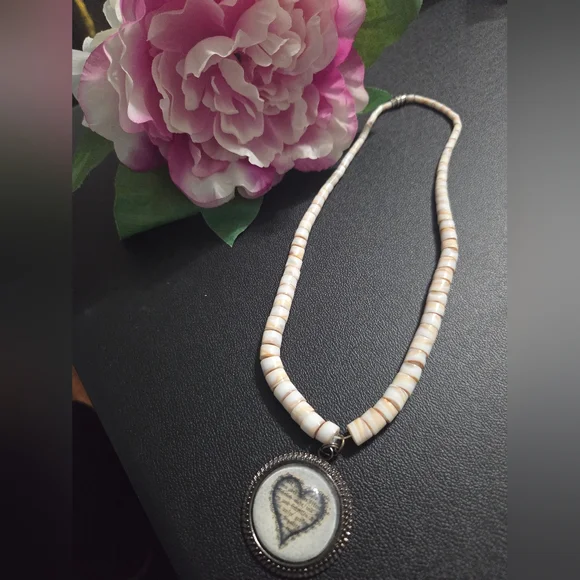 🌟BOGO Free🌟Elegant Cream Beaded Jewelry Set - Picture 2 of 6